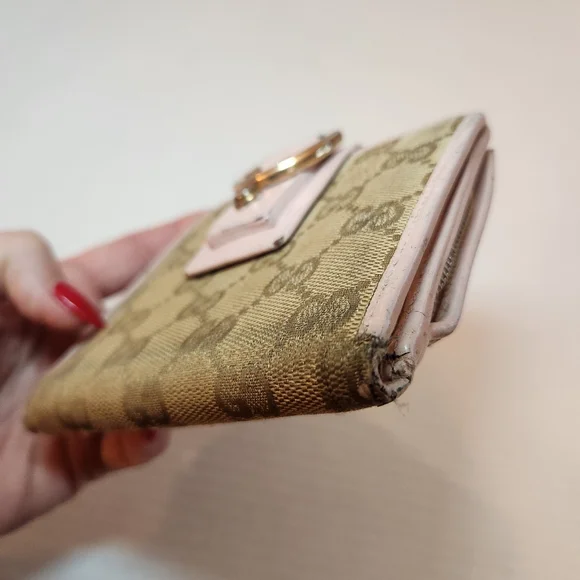 Gucci Canvas Gg Pink Cream Abbey Bifold Used Wallet